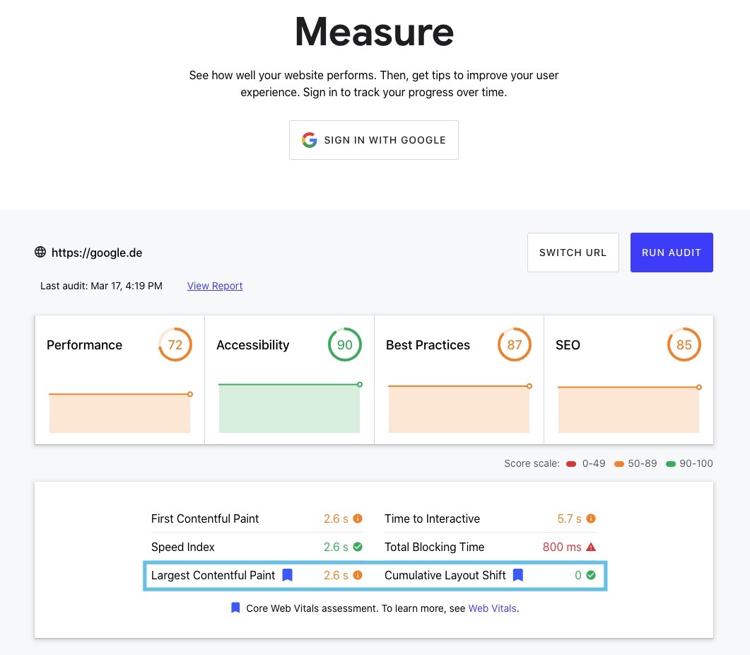 Im Screenshot des DevTools Measure siehst Du, dass auch hier die Core Web Vitals Metriken eingebunden wurden (blau markiert). Sie werden von Google durch ein blaues Fähnchen gekennzeichnet.