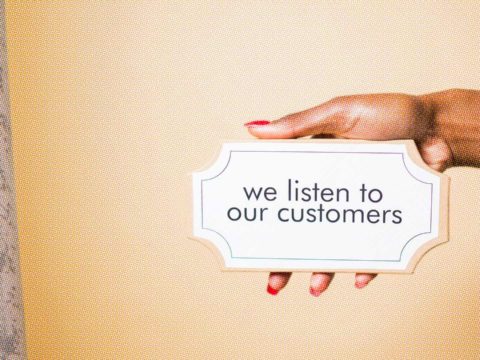 Von Daten zu Taten: Social Listening als Schlüssel zur Kundenbindung und Marktanalyse Von Daten zu Taten: Social Listening als Schlüssel zur Kundenbindung und Marktanalyse