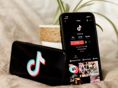TikTok Creative AI: Neuer Creative Assistant optimiert Deinen Content