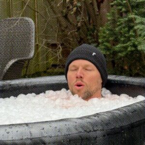 Grenzen testen – eos bei Breathwork und Eisbaden nach der Wim Hof Methode